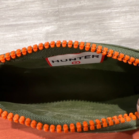 Hunter for Target - Picture 3 of 5